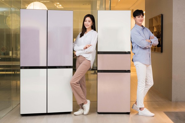 삼성전자가 새로운 제품 타입과 색상을 추가한 맞춤형 냉장고 비스포크를 출시한다