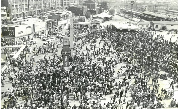 청량리역 광장 1979 (자료=서울시립대학교 박물관)