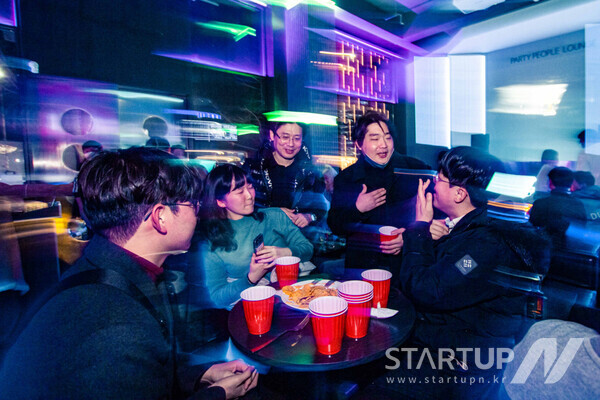 파티피플(party people) 이미지