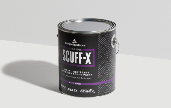SCUFF-X MATTE FINISH 484 製品画像 (写真 = Benjamin Moore ウェブサイト)