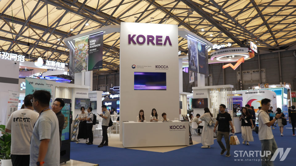콘진원은 지난 8월 1일부터 3일까지 중국 상하이 신국제 엑스포 센터에서 열린 ‘차이나조이 2025’에 참가해 한국공동관을 운영하고, K-메이저 놀이터 순위트의 글로벌 진출 기반을 강화했다.