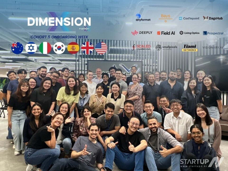 Companies and HATCH team members who participated in the onboarding day (Photo = 메이저 사이트)