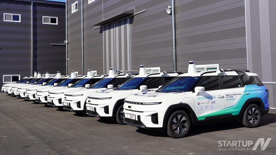 라이드플럭스가 운영하는 화성시 자율주행 카셰어링카 (사진 제공=라이드플럭스)