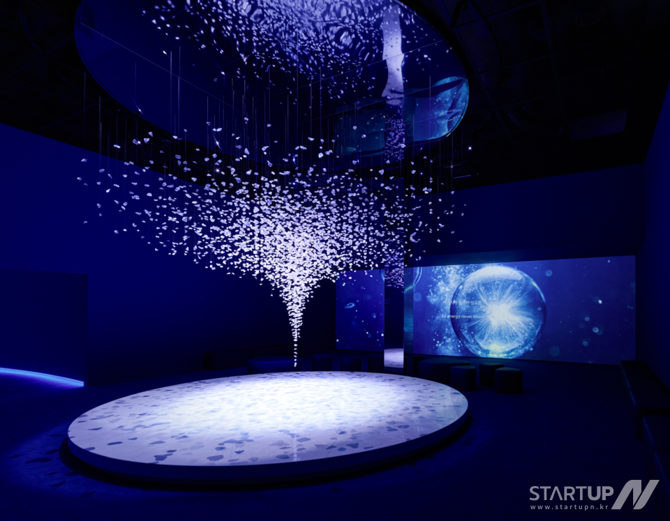 미트프로이데가 재료협력을 진행한 박선기 작가의 작품 (Photo by Image Bakery)