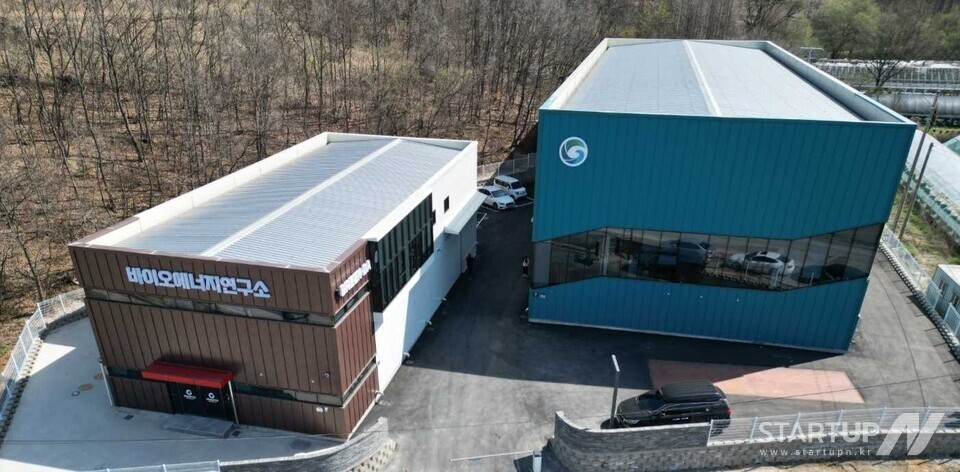 忠清北道潤平郡にあるグリーンダSAF原料生産工場の全景（写真提供：グリーンダ）